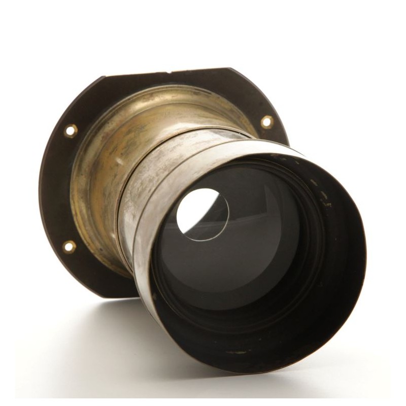 Horne, Thornthwaite in Woode Petzval