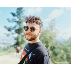 CineStill 400Dynamic 120