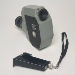 Lomo Quarz-zoom DS8-3