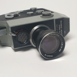 Lomo Quarz-zoom DS8-3