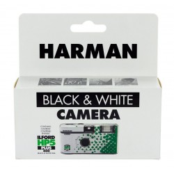 Ilford HP 5+ 135/24+3, jednorazový fotoaparát s bleskom