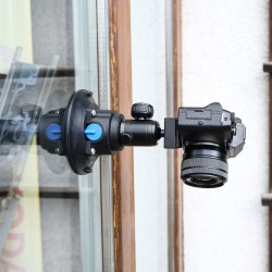 B.I.G. SVC117 suction tripod